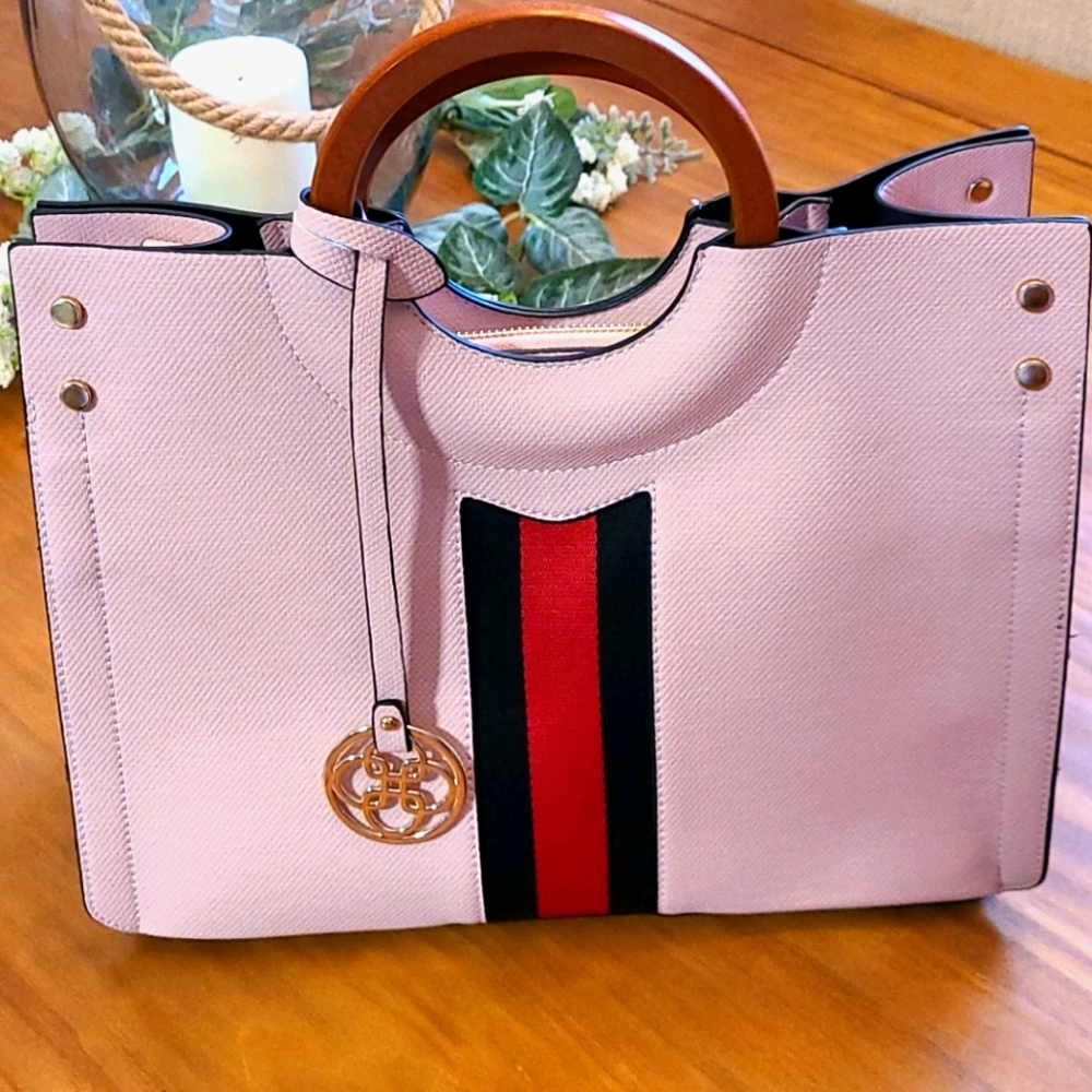 2 purse Combo pink with wooden handles